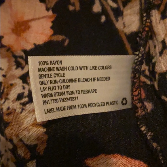 🌙3 FOR $20 Boho off the shoulders long sleeve top -M - Picture 2 of 3